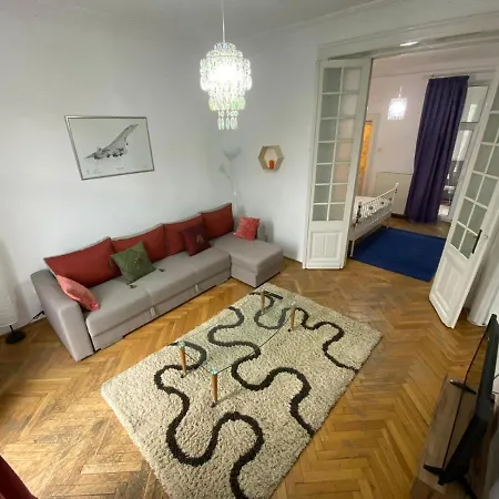 Апартаменты Union Square Sweethome