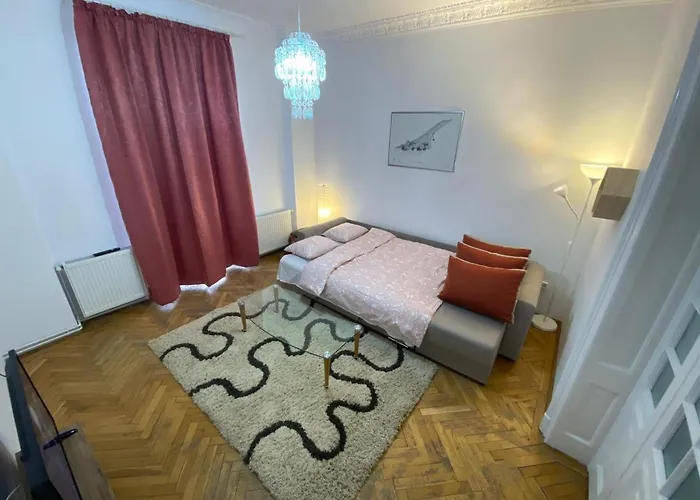 Union Square Sweethome *