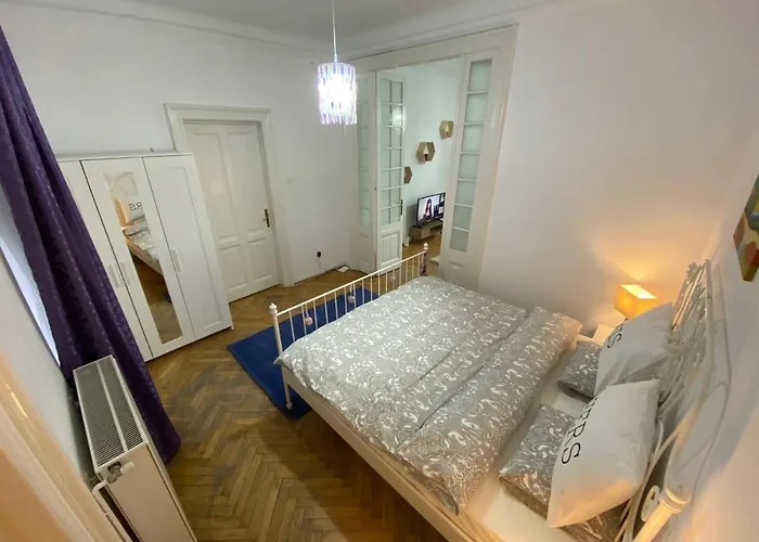 Union Square Sweethome Apartmán