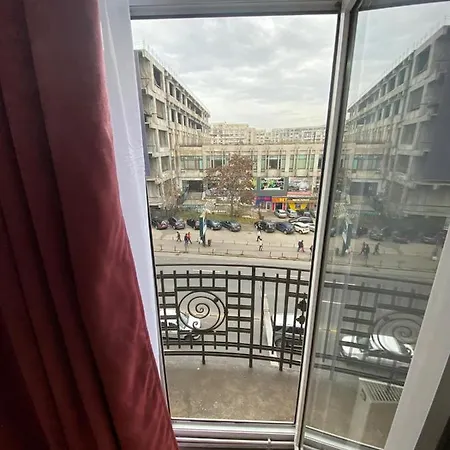 Union Square Sweethome Апартаменты Бухарест